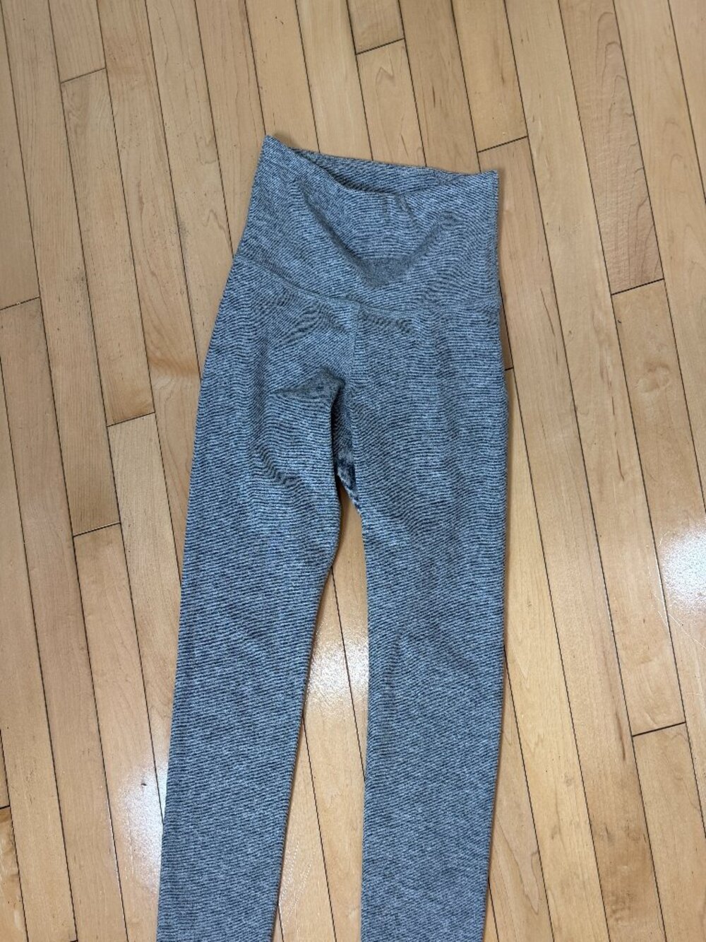 Old Navy Active Grey Heathered Space Dye Crop Leggings Size XS